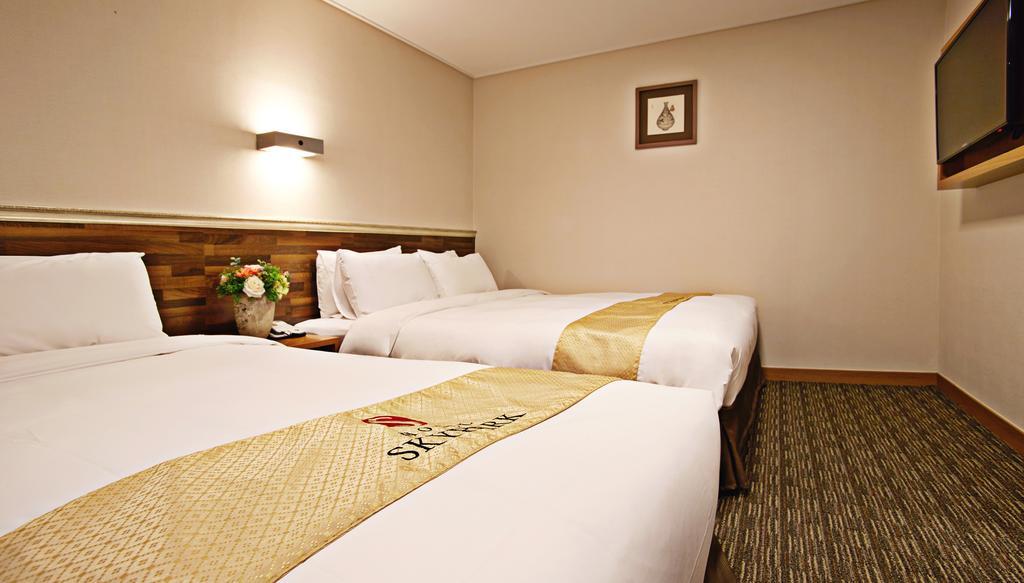 Hotel Skypark Myeongdong 1 Seul Dış mekan fotoğraf